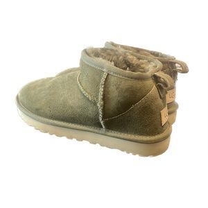 Ugg Classic Ultra Mini